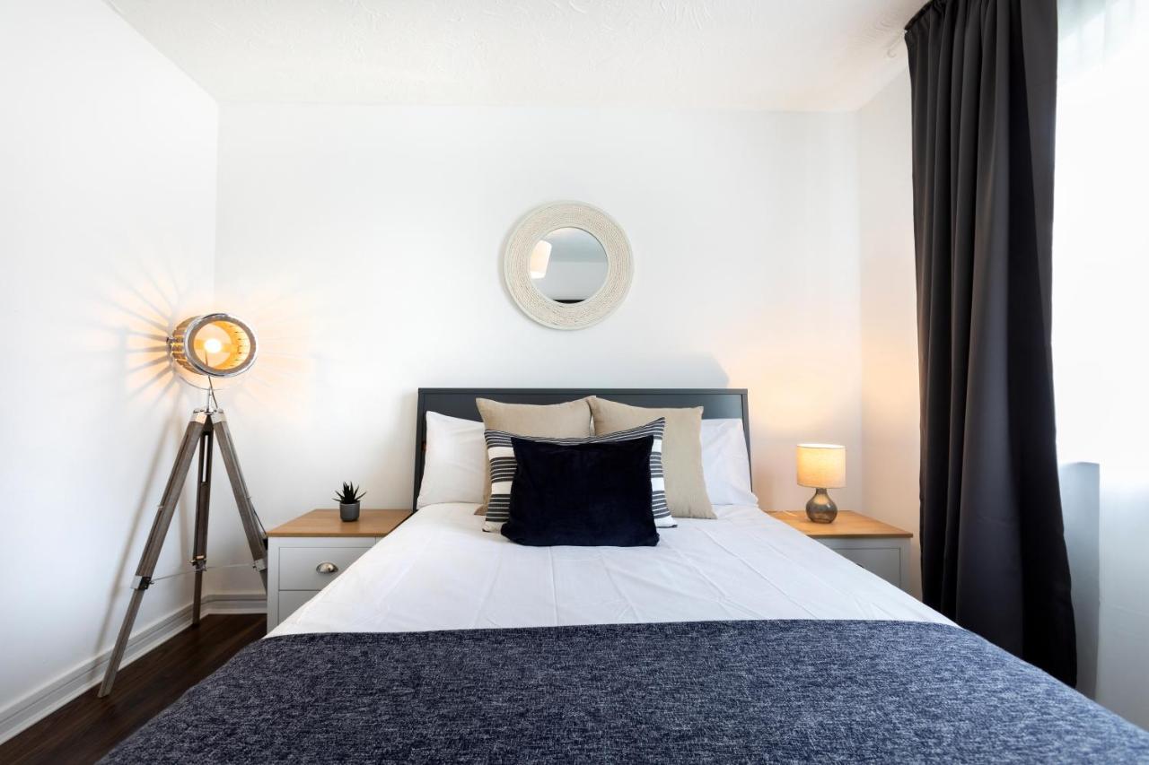 1-Bedroom Apartment With A Private Garden, Beach 5-Min Walk Weymouth Quarto foto